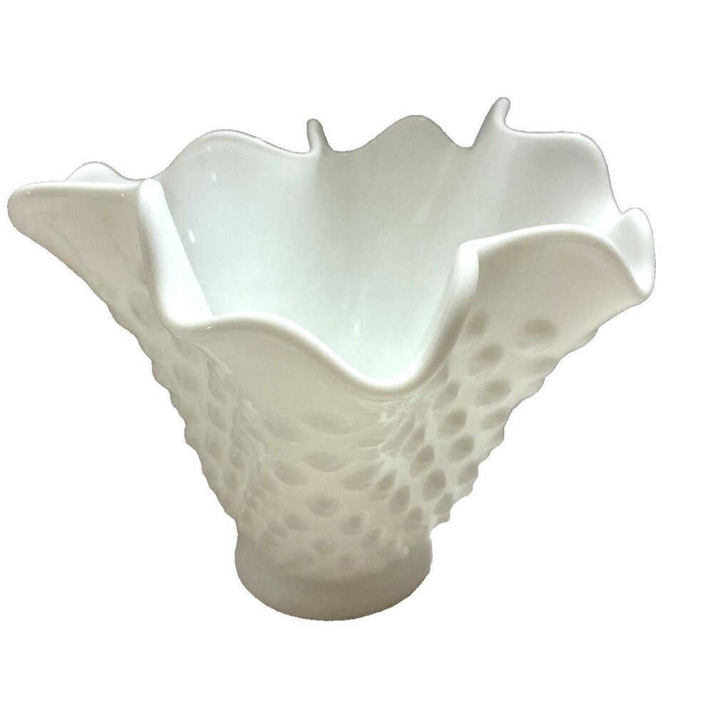 VINTAGE FENTON MILK GLASS HOBNAIL MEDIUM FRUIT BOWL RUFFLED EDGE 1950s